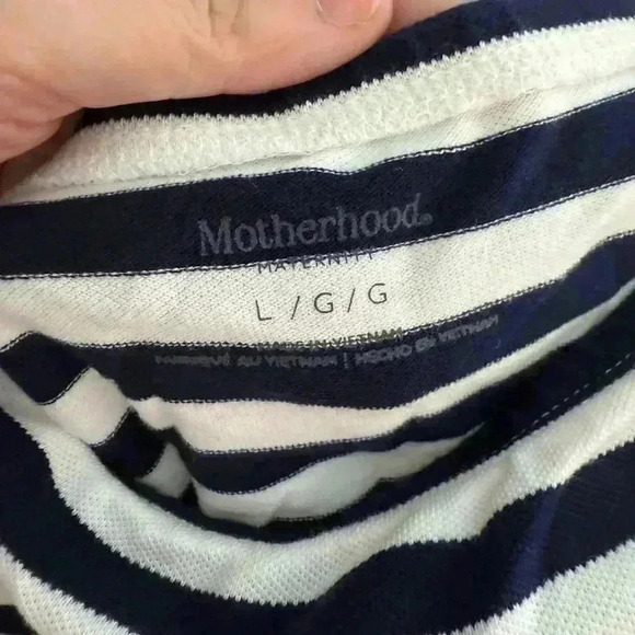 Motherhood Maternity Striped Off the Shoulder Top Blue and White Summer Large - Picture 2 of 4